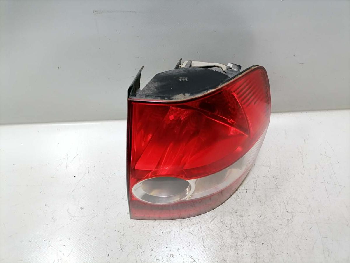 VW Fox original R&uuml;cklicht R&uuml;ckleuchte Schlussleuchte rechts Bj.2006